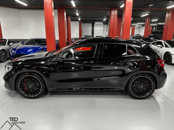 Mercedes GLA45 AMG 381cv 08