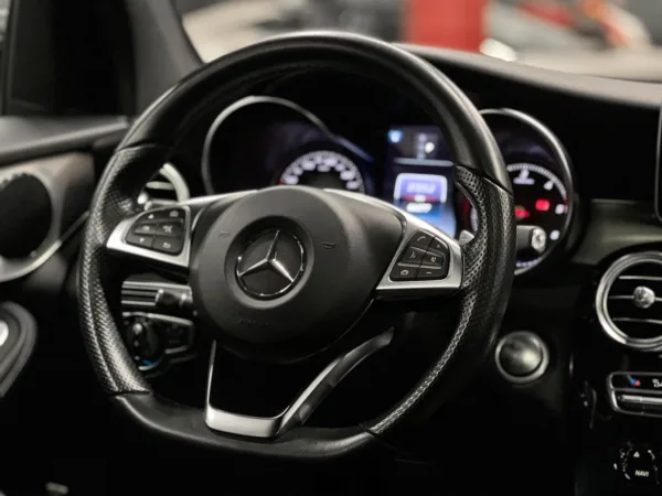 Mercedes GLC 250 D 4 Matic 204cv 14