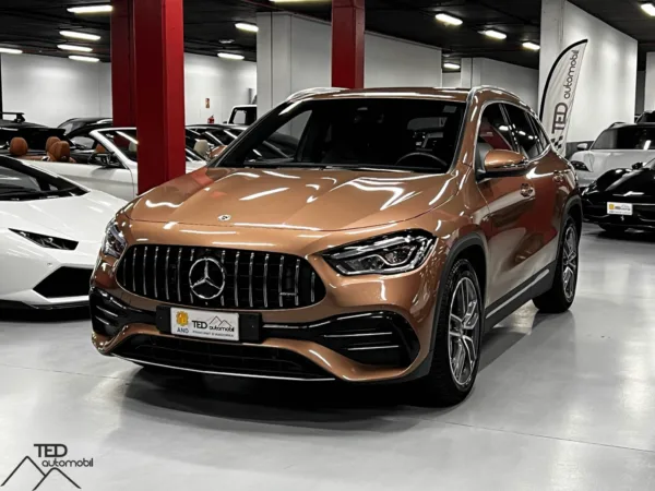 Mercedes Benz GLA35 AMG 306cv Marro Principale