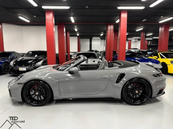 Porsche 911 992 Turbo S Cabriolet 650cv Model 2021 09