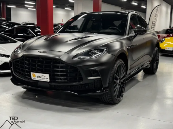 Aston Martin DBX 707 Negre Mate Principale