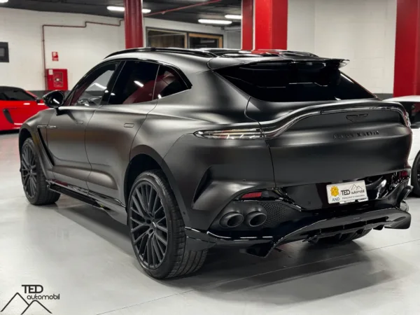 Aston Martin DBX 707 Negre Mate 08