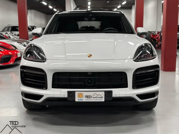 Porsche Cayenne Coupe E Hybrid 462cv 02