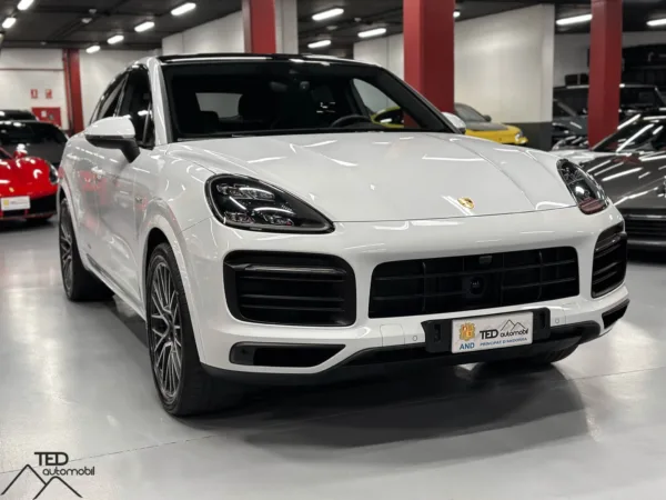 Porsche Cayenne Coupe E Hybrid 462cv 03