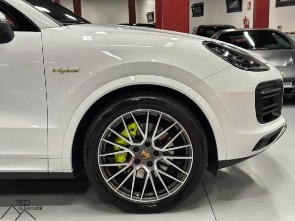 Porsche Cayenne Coupe E Hybrid 462cv 05