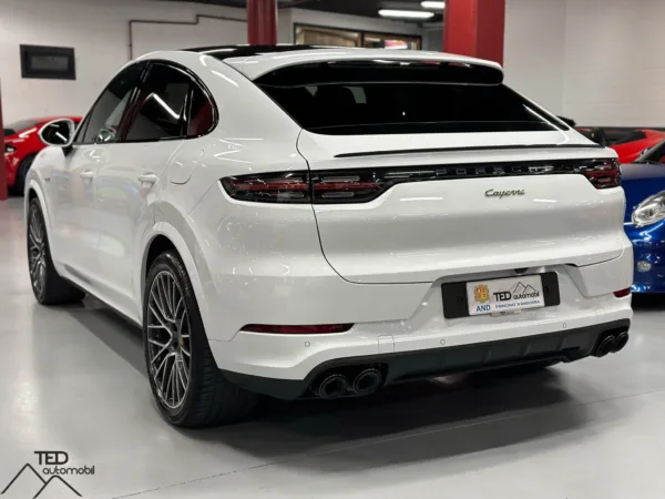 Porsche Cayenne Coupe E Hybrid 462cv 08