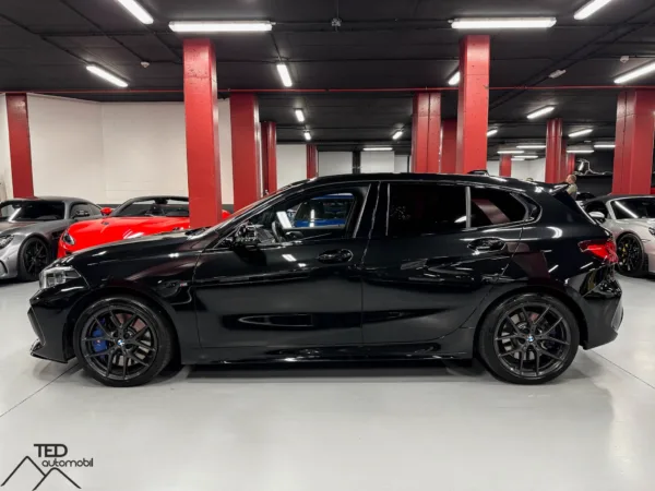 BMW M135i F40 306cv x Drive Negre Model 2020 07