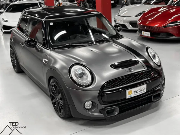 Mini Cooper S F56 2 0 192cv 04