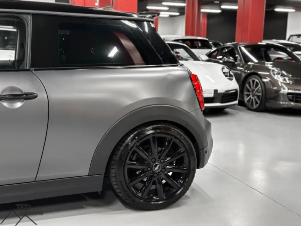 Mini Cooper S F56 2 0 192cv 11