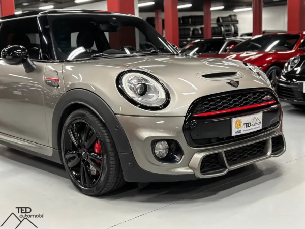 Mini Cooper S pack JCW canvi manual 190 CV 05