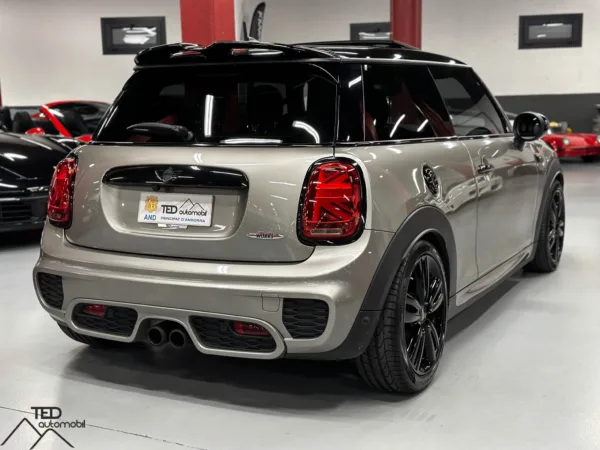 Mini Cooper S pack JCW canvi manual 190 CV 08