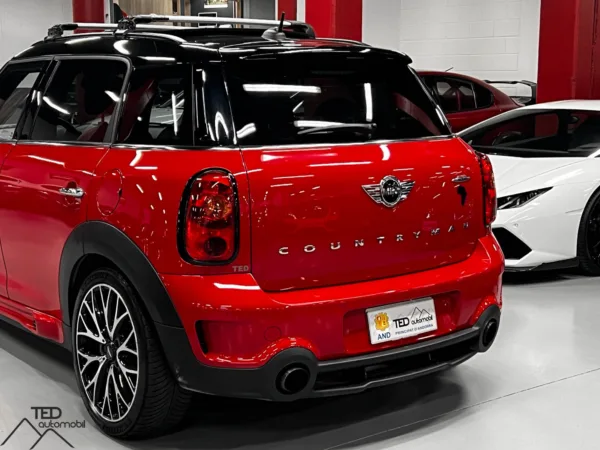 Mini Countryman ALL4 John Cooper Works 218cv Automatic Vermell 08