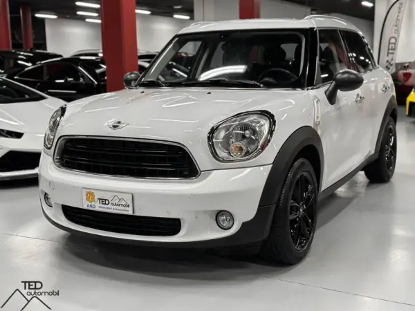 Mini Countryman One D Principale