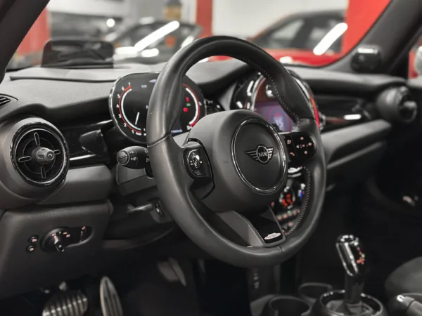 Mini John Cooper Works 231cv 11