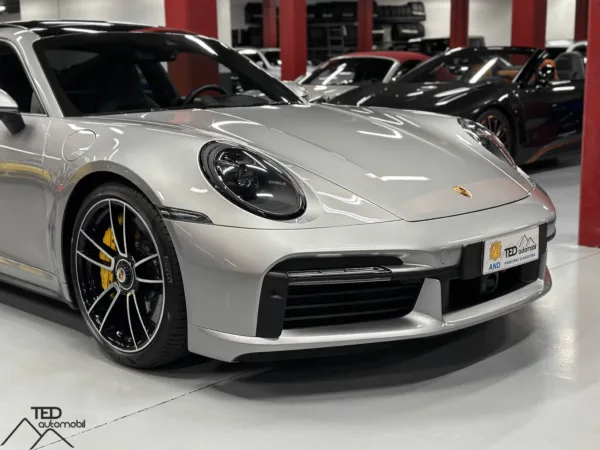 Porsche 911 992 Turbo S 650cv 04