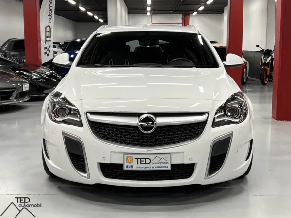 Opel Insignia OPC 4x4 325cv 02