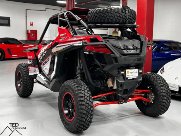 Polaris RZR PRO XP 1000 Vermell 07