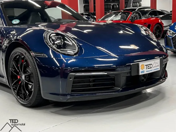 Porsche 911 992 Carrera 385cv Blau 05