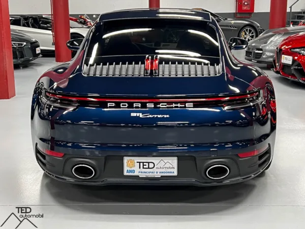 Porsche 911 992 Carrera 385cv Blau 07