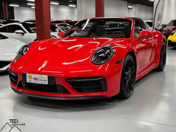 Porsche 911 992 Targa Carrera 4 GTS 480cv Principale