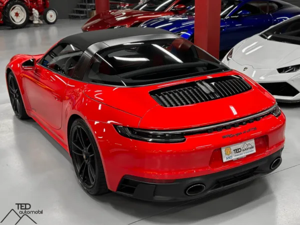 Porsche 911 992 Targa Carrera 4 GTS 480cv 09