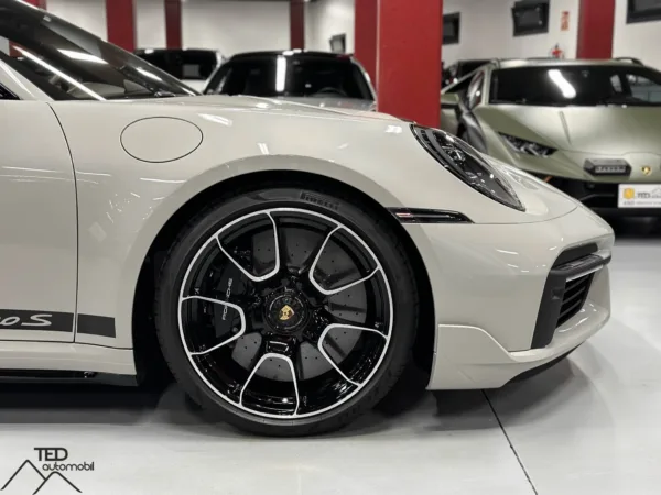 Porsche 911 992 Turbo S 650cv Aerokit Lift Gris 05