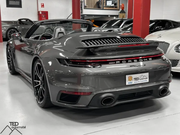 Porsche 911 992 Turbo S Cabriolet 650cv Gris 06