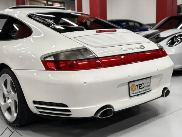 Porsche 911 996 Carrera 4 S 320cv 08