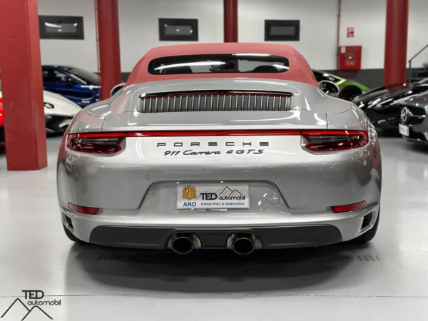 Porsche 911 Carrera 4 GTS 991 2 Cabriolet 450cv Gris Plata 09