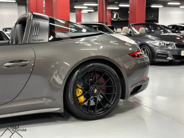 Porsche 911 Targa 4 GTS 450cv Model 2017 10