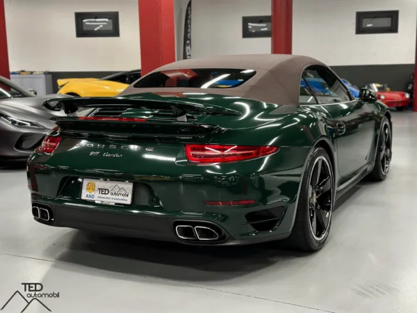 Porsche 911 Turbo 520cv Cabriolet British Racing Green 991 07