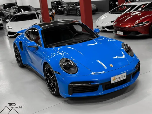 Porsche 911 Turbo S 992 650cv Semi Nou Blau 04