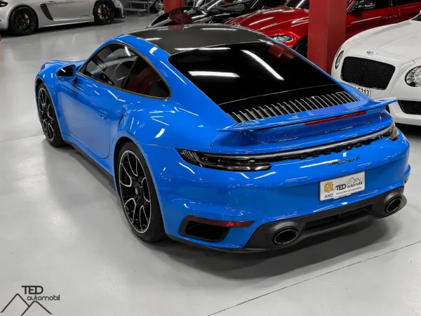 Porsche 911 Turbo S 992 650cv Semi Nou Blau 09