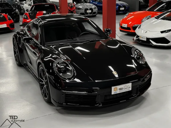 Porsche 911 Turbo S 992 650cv Semi Nou Negre 03