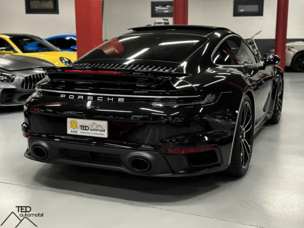 Porsche 911 Turbo S 992 650cv Semi Nou Negre 05