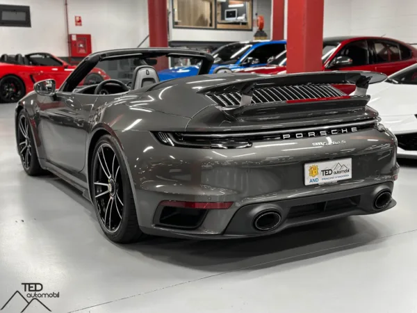 Porsche 911 Turbo S 992 650cv Semi Nou Cabriolet Gris 10