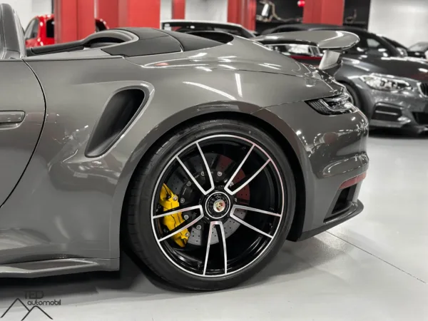 Porsche 911 Turbo S 992 650cv Semi Nou Cabriolet Gris 12