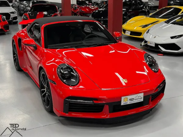 Porsche 911 Turbo S 992 650cv Semi Nou Cabriolet Vermell 03