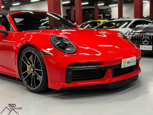 Porsche 911 Turbo S 992 650cv Semi Nou Cabriolet Vermell 04