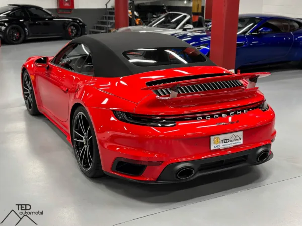 Porsche 911 Turbo S 992 650cv Semi Nou Cabriolet Vermell 09