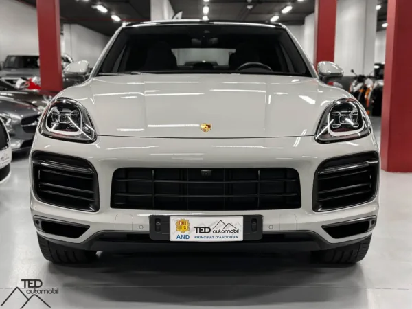 Porsche Cayenne E Hybrid 462cv Gris 02