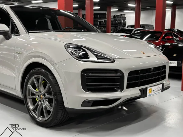 Porsche Cayenne E Hybrid 462cv Gris 05