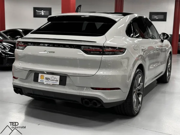 Porsche Cayenne E Hybrid 462cv Gris 06