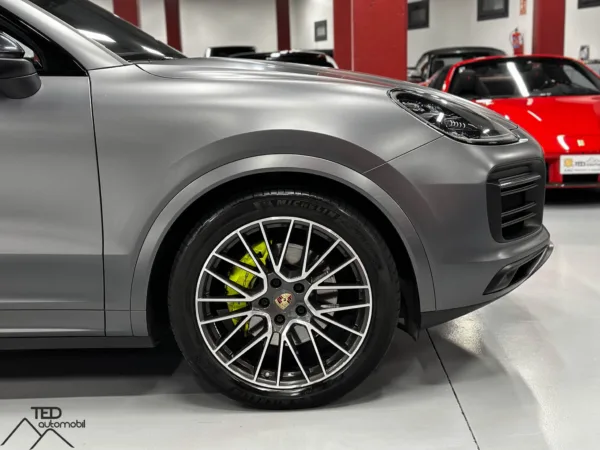 Porsche Cayenne E Hybrid 462cv Gris Mate 06