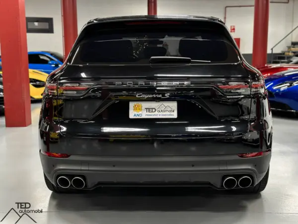 Porsche Cayenne S 440cv Model 2018 n01 08