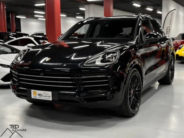 Porsche Cayenne S 440cv Model 2018 n02 Principale