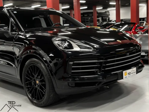 Porsche Cayenne S 440cv Model 2018 n02 05