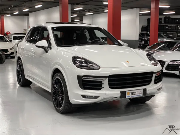 Porsche Cayenne Turbo 520cv 03