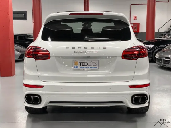 Porsche Cayenne Turbo 520cv 08