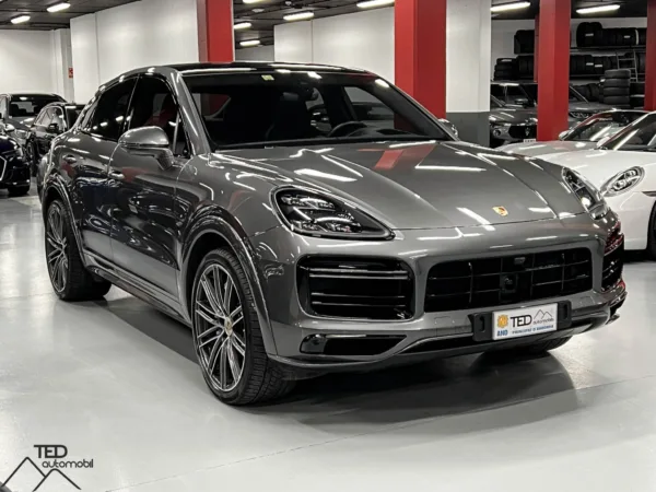 Porsche Cayenne Turbo Coupe 550cv 03